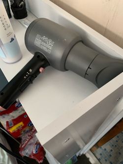 Hair dryer