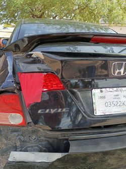 Trunk spoiler