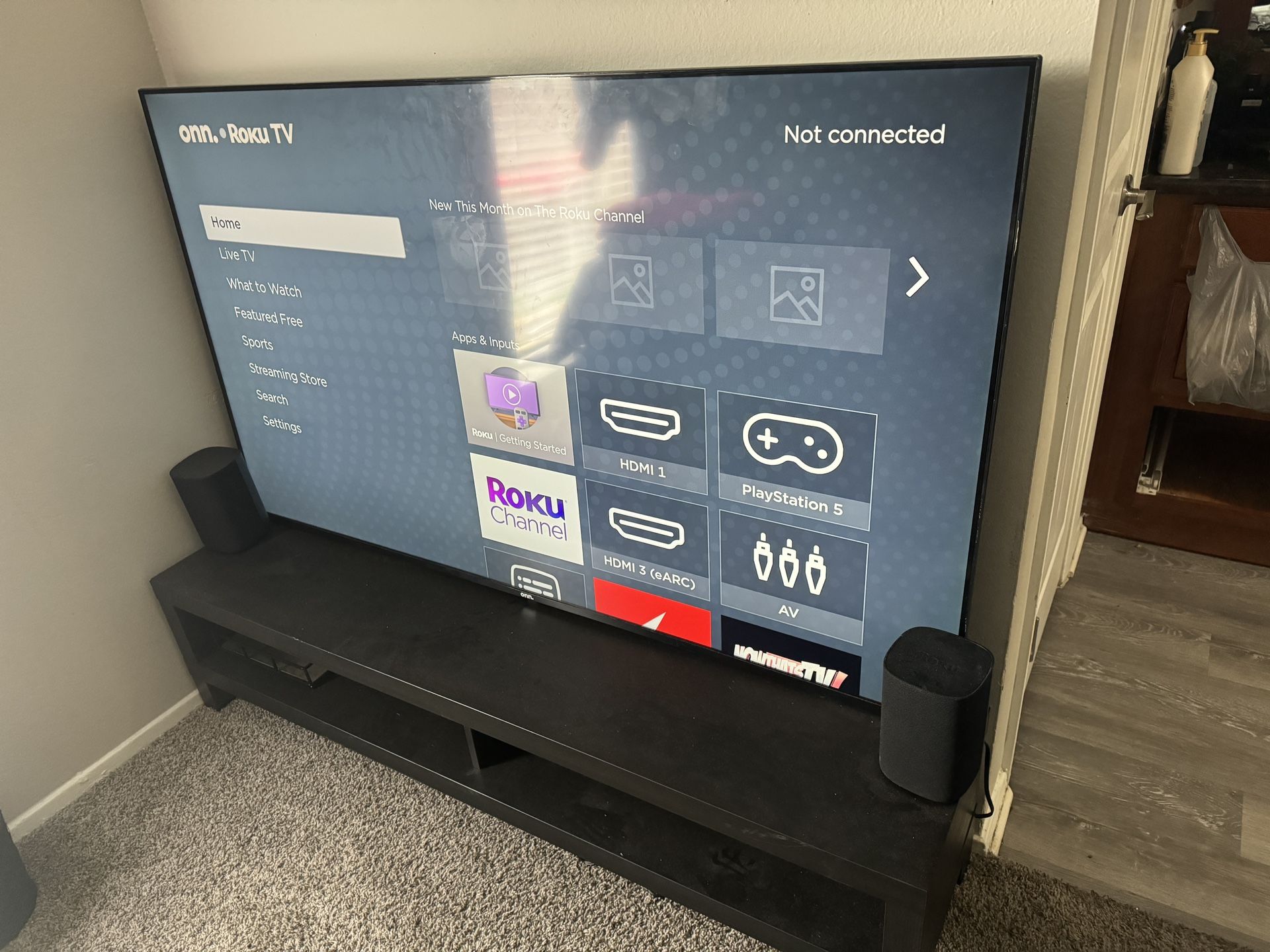 70 Inch Roku Tv With Wireless Speakers for Sale in Richmond, TX OfferUp