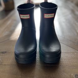 Black Hunter Low Cut Boots