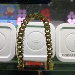 14k Cubin Link Bracelet 