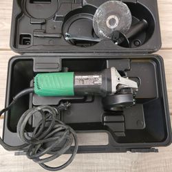 Metabo HPT 4.5-in 6.2-Amp Sliding Switch Angle grinder