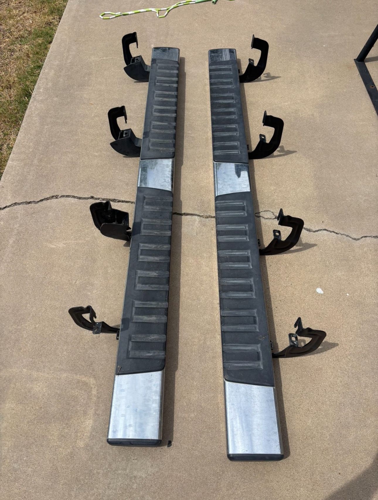 Chevrolet or GMC Side Steps 