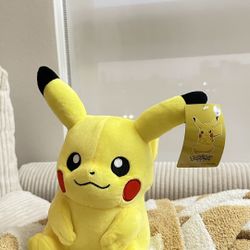 Pikachu Plushie 