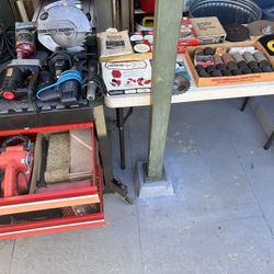 Craftsman Rolling Toolbox With Tools 