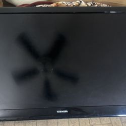 TOSHIBA 65 INCH TV