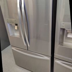 KENMORE 25.5 CB FT FRENCH DOOR REFRIGERATOR OPEN BOX ITEM XEVH9