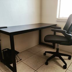Desk + FREE chair