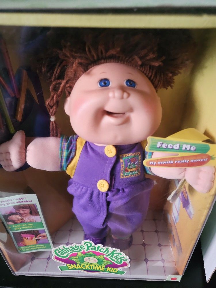Cabbage Patch Kids SNACKTIME 1995 VINTAGE Mattel New With Box.