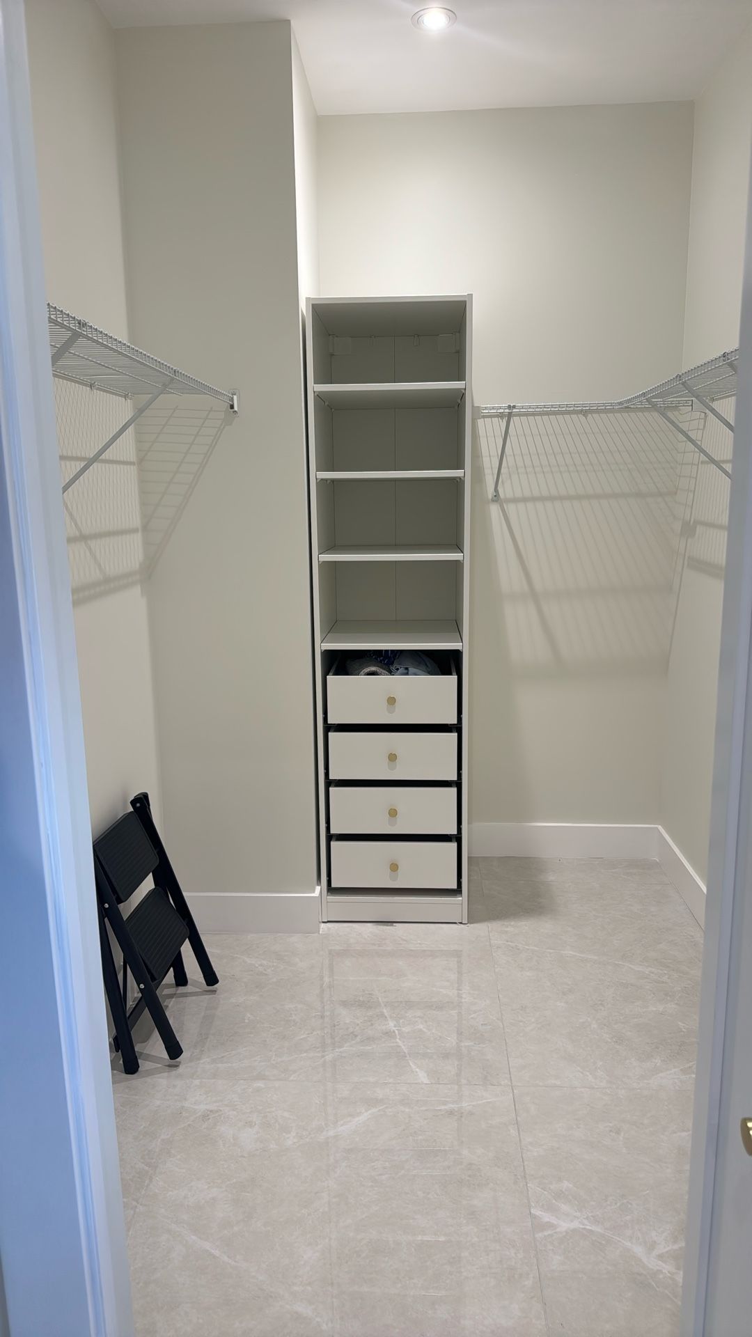 Closet Organizer