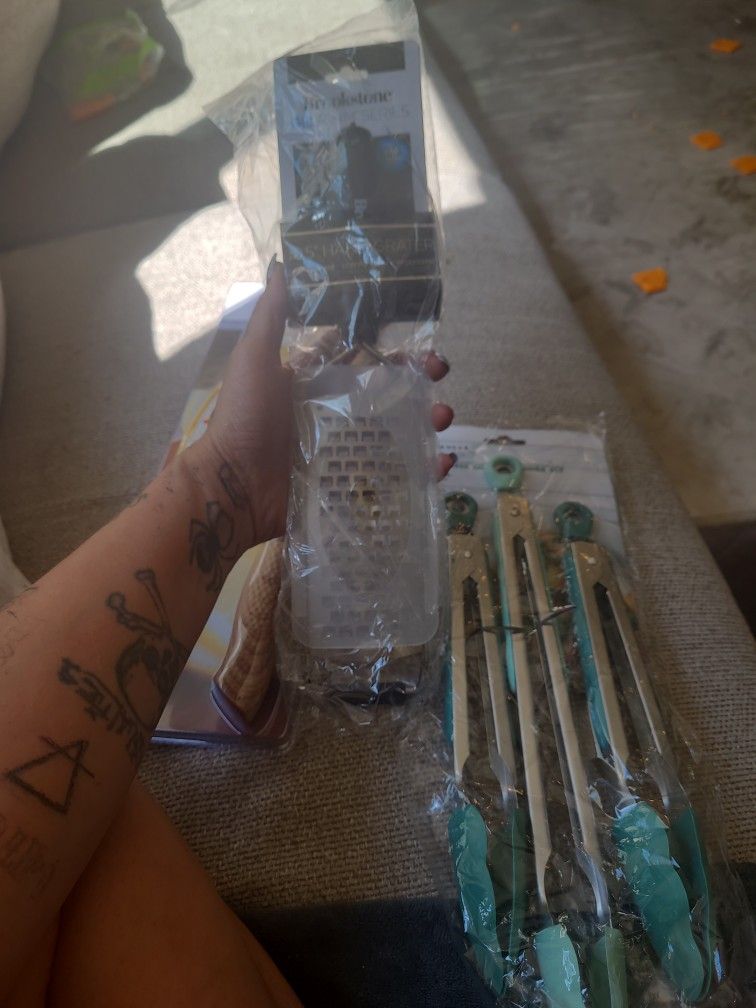Hand Grater Brookstone