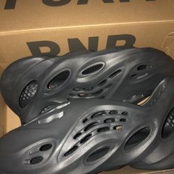 Yeezy Foam Runner Onyx