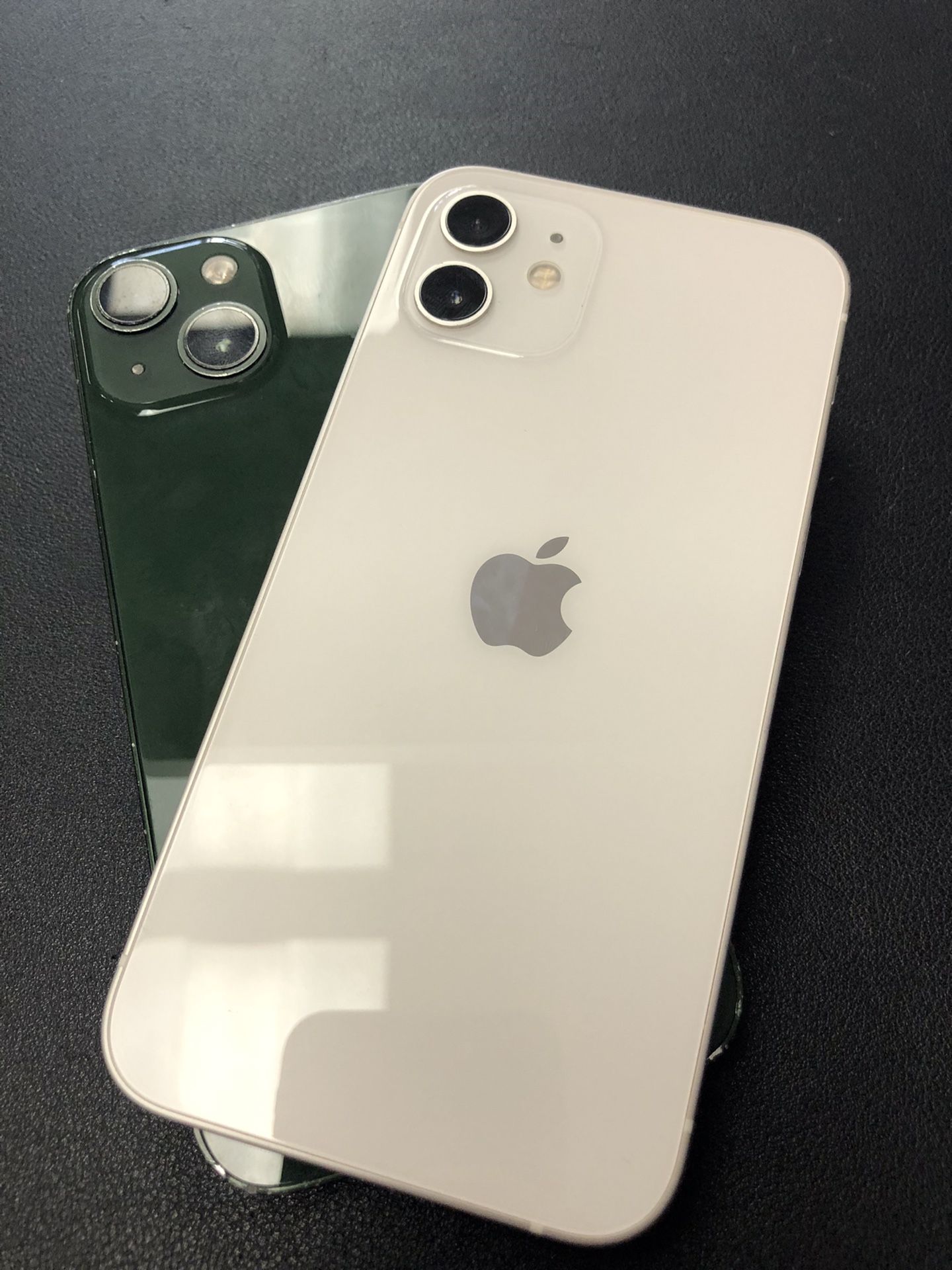 iPhone 12, 13 Unlocked