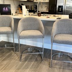 🪑 Set of 3 Grey Upholstered Bar Stools  