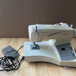 Singer Sewing Machine