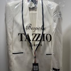 Men’s White Tuxedo
