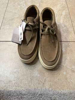 Casual shoes new size 11