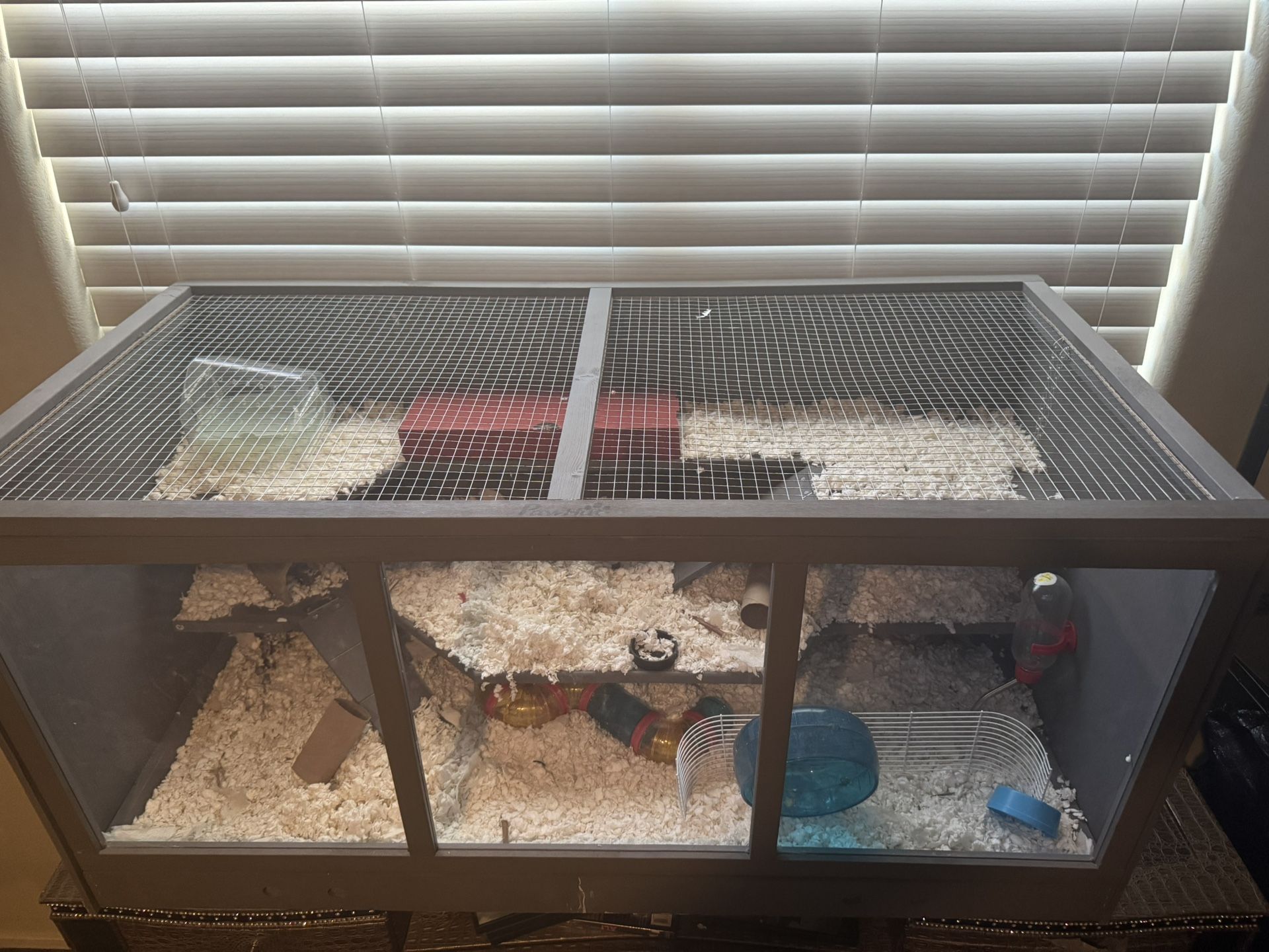 Hamster/pet cage