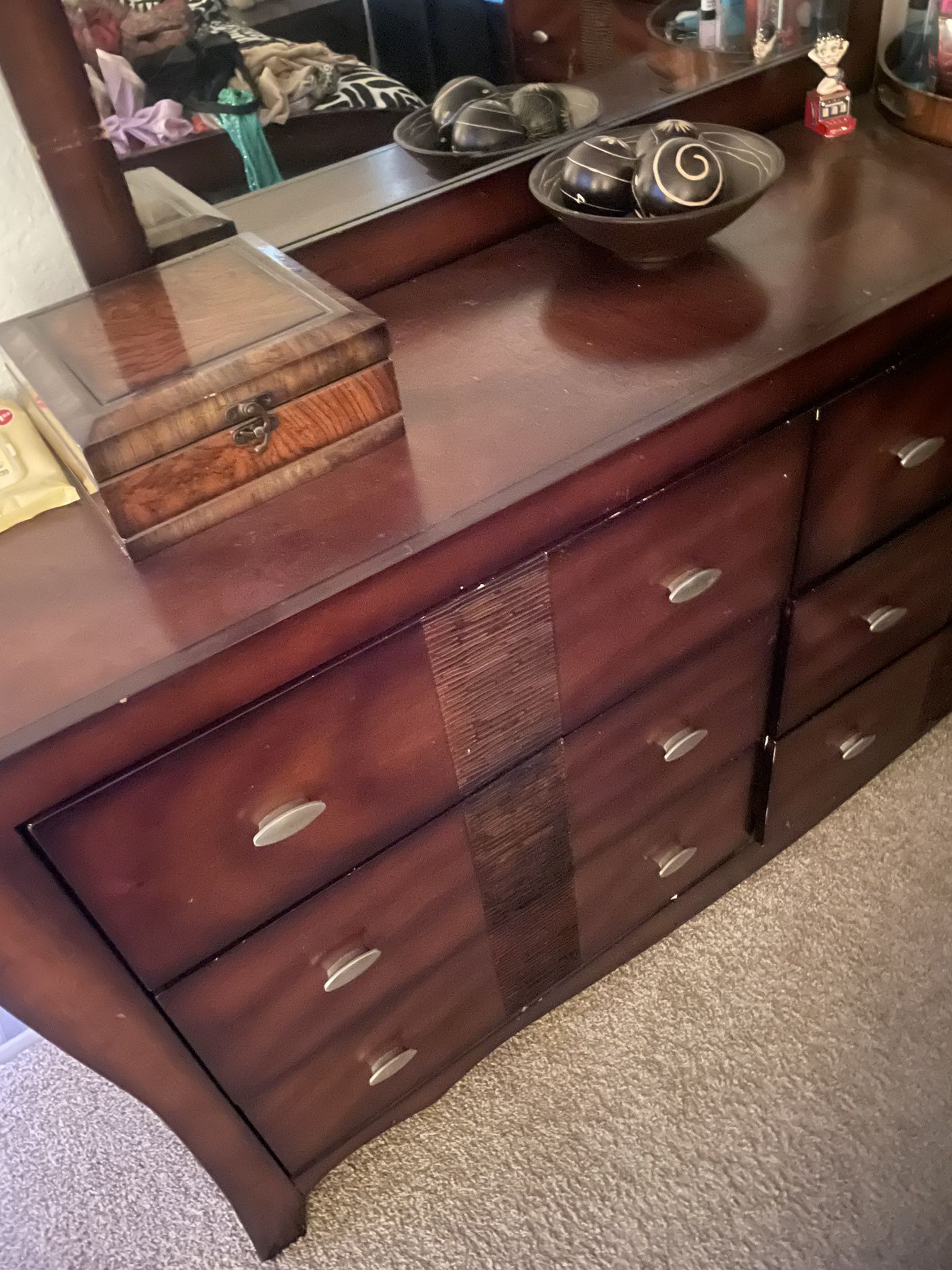 Cherry Wood Queen Bed Set