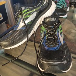 Brooks Mens Glycerine 15 Size 11D