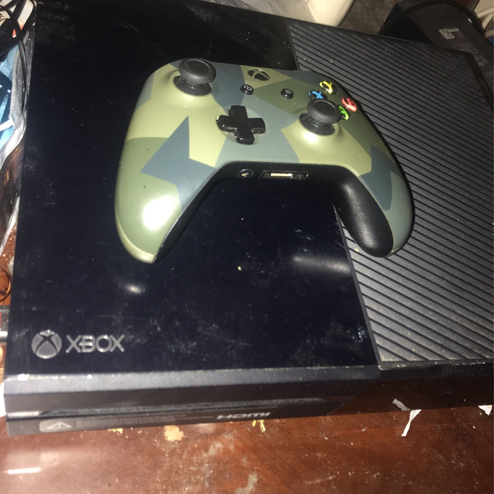 Xbox 1 Come With 55in Tv 