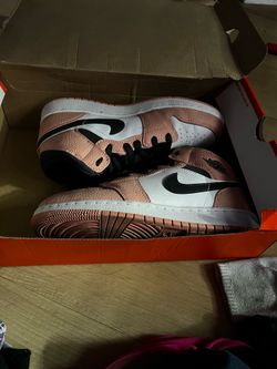 Air Jordan 1 Mid GS Pink Quartz — Size 7Y / Women's 8.5