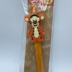 NIB Tigger Pen Japan Disney .38mm High Lubricity Keeps the Ink from Clotting or Streaking, Not a Toy
