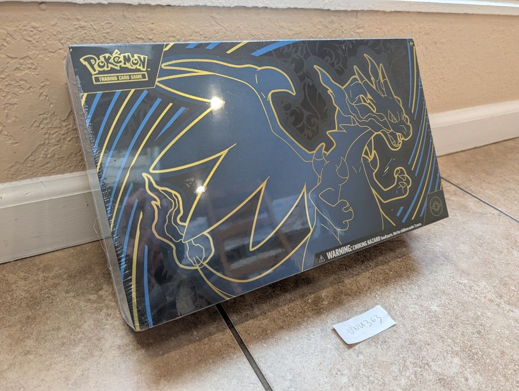 Pokémon Pokemon TCG Mega Charizard X ex Ultra-Premium Collection 18 Booster Packs