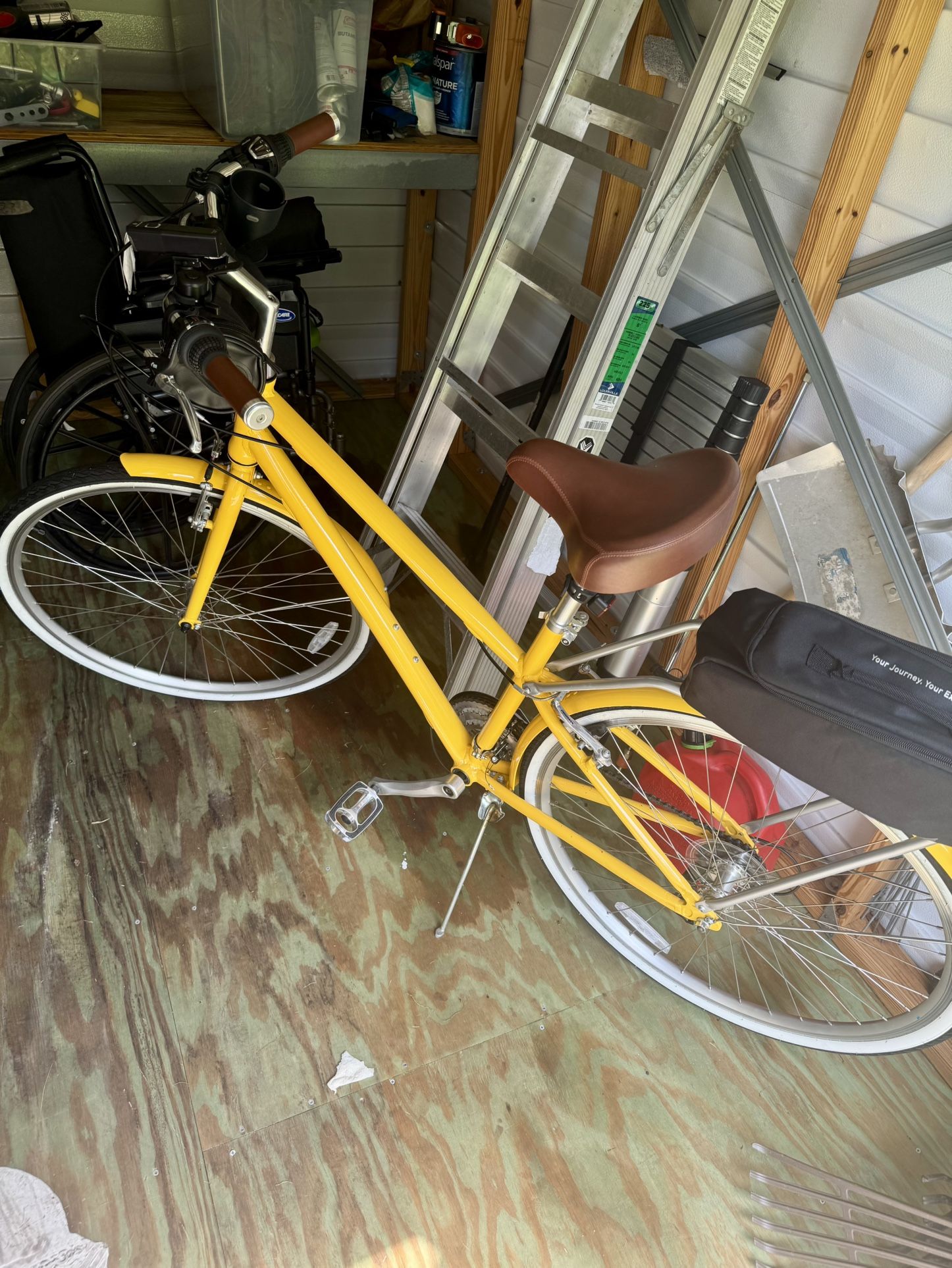 A/O Maya Hybrid Bike (21 Speed)