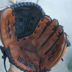 Wilson Baseball Glove