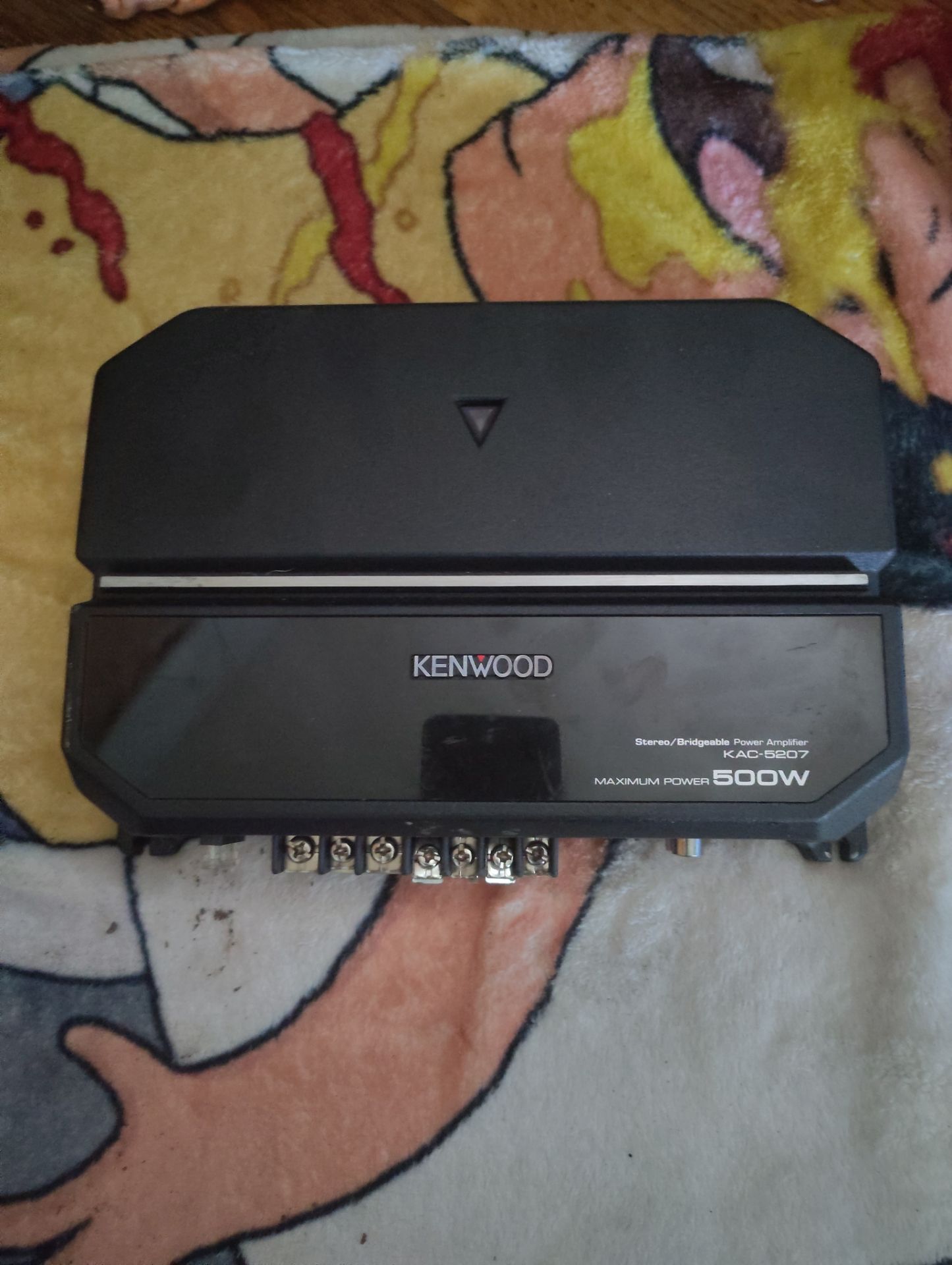 500w Kenwood car amp