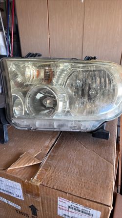 Set of headlights for 2012 Toyota 1/2 ton pick up