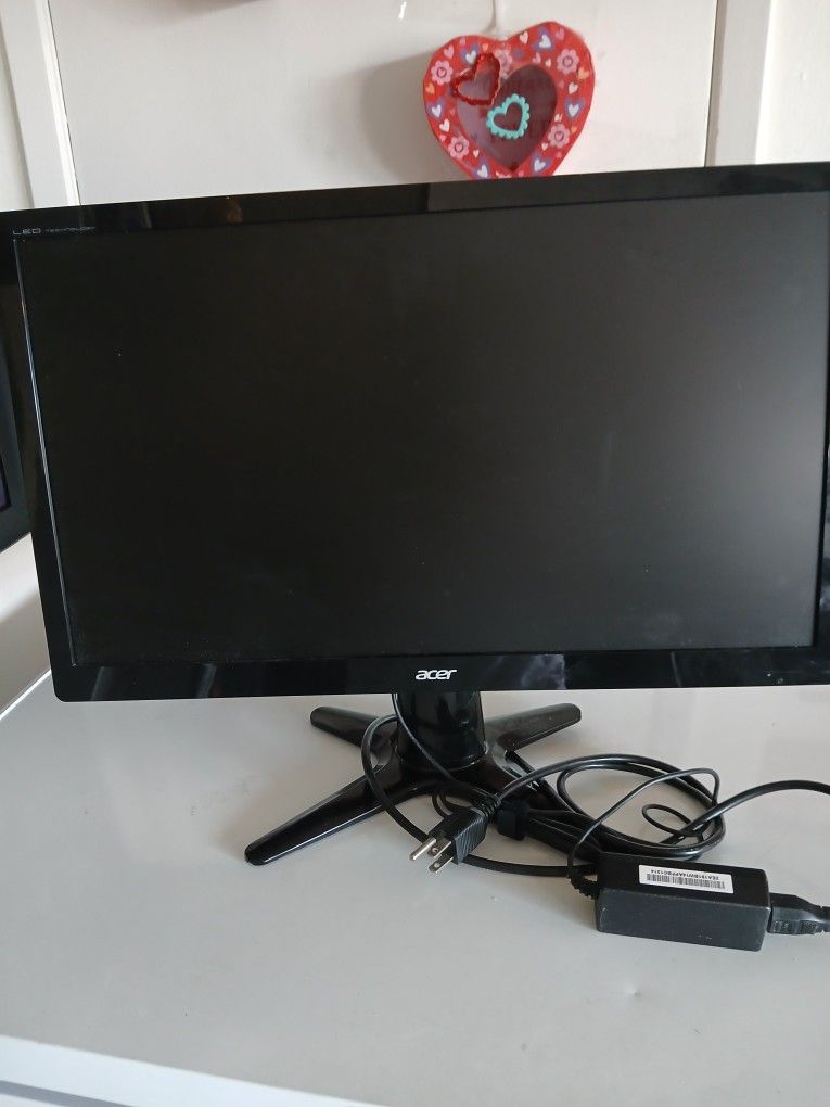 Acer Monitor 1 feet 2 Inchee Long X 1 feet Tall.