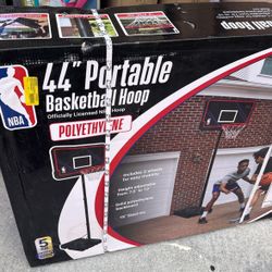 44” Portable Basketball Hoop