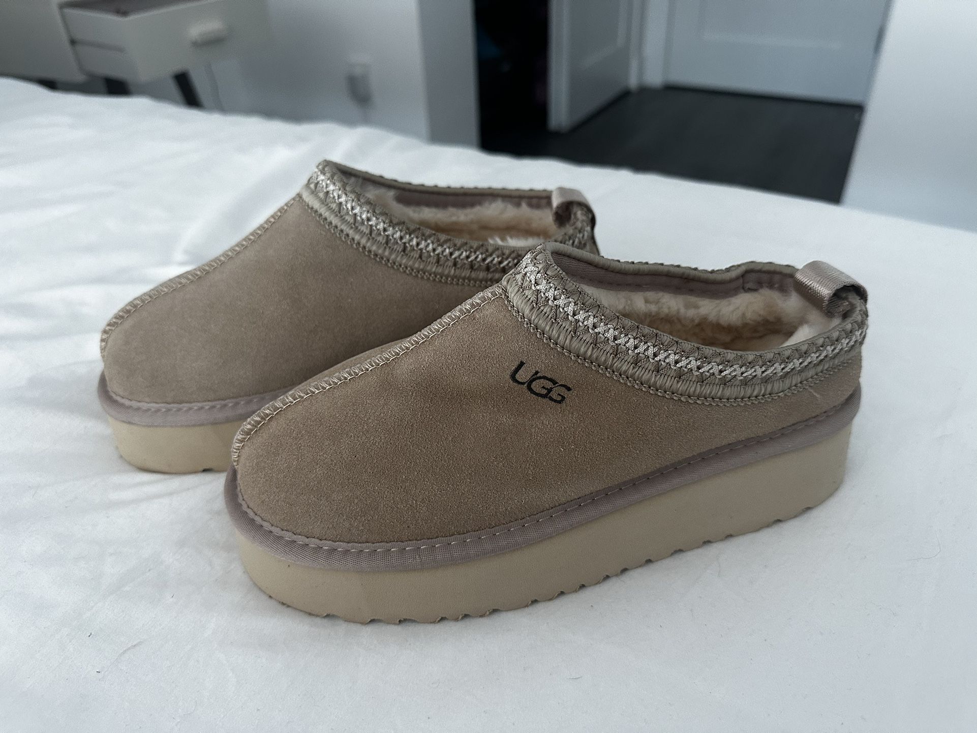 Tasman Ugg Slippers