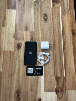 📱 iPhone SE | 128GB | Black | TracFone/StraightTalk Only | Hablo Español 
