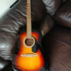 NEW ACOUSTIC GUITAR 