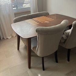 Breakfast Nook Dining Table