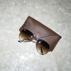 Ray-Ban Aviator Sunglasses