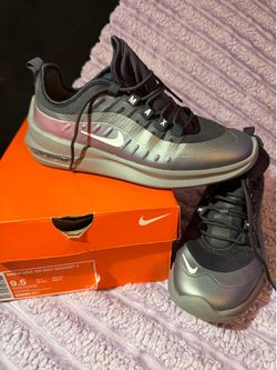 Women’s Nike Air Max