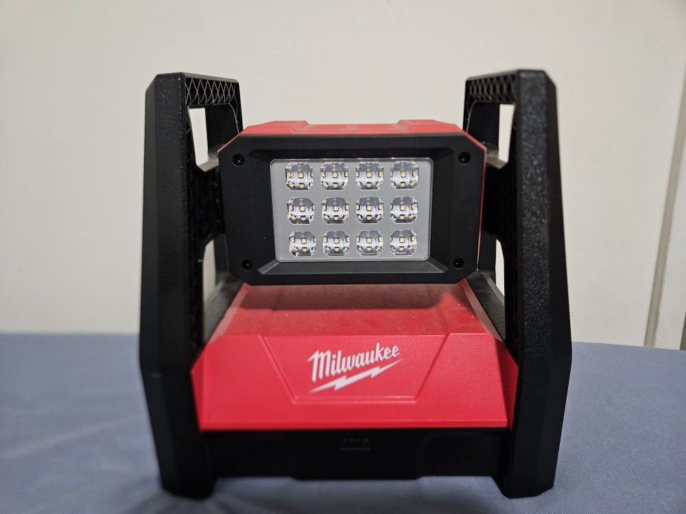 Milwaukee Tools