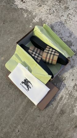 Burberry slides