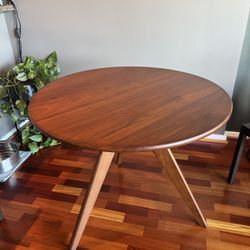 Brand New Round Walnut Dining Table – 35.4” Diameter