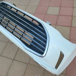 2016 2017 2018 Toyota Avalon Front Bumper & Grille Oem