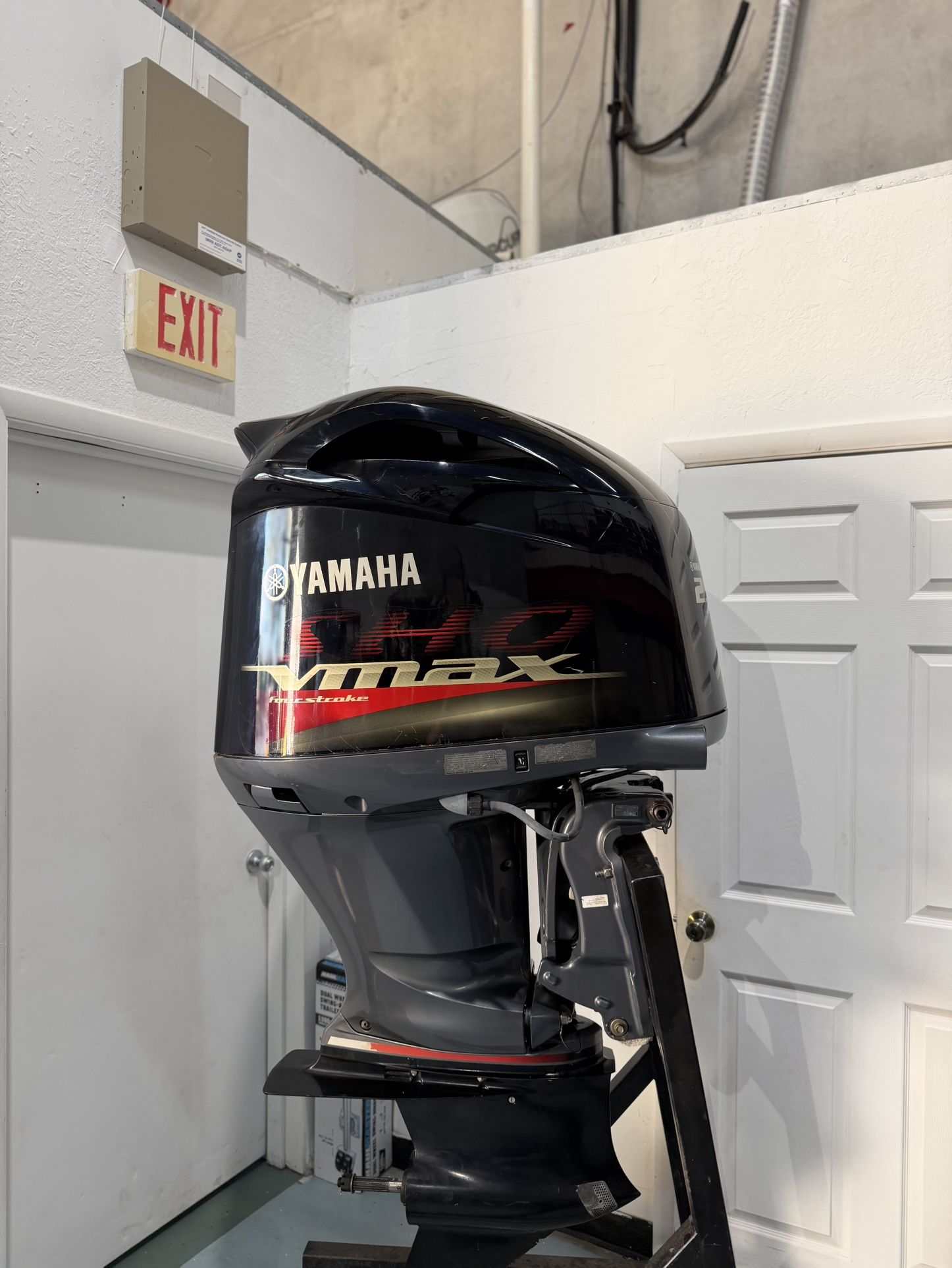 Yamaha 250hp Vmax 2016 Excelente Listo Para El Agua 