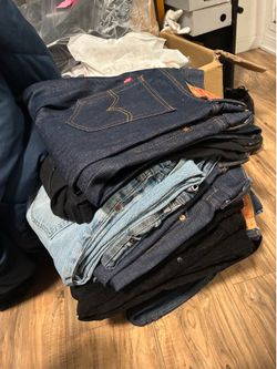 Levi’s, Carhartt jeans/pants