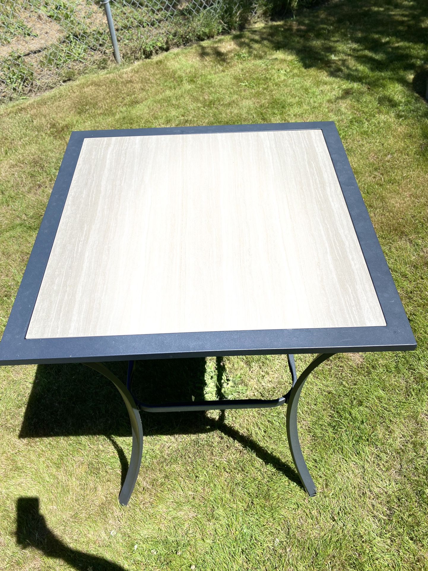 Elliot Creek Square outdoor Bar Height Table 