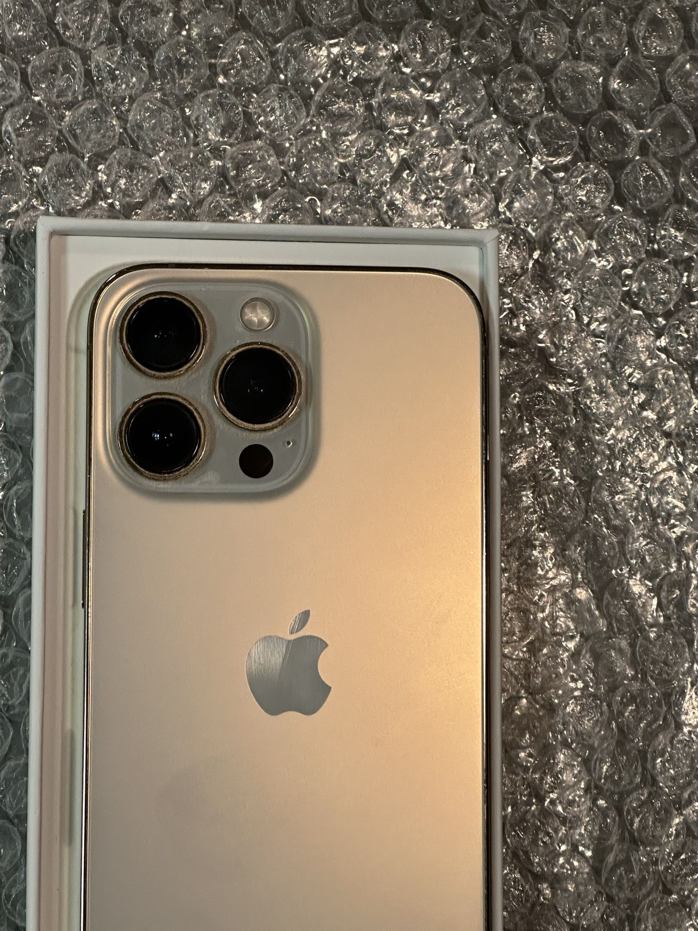 iPhone 13 PRO Gold Cricket and AT&T 