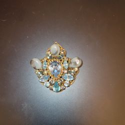 vintage regengy brooch