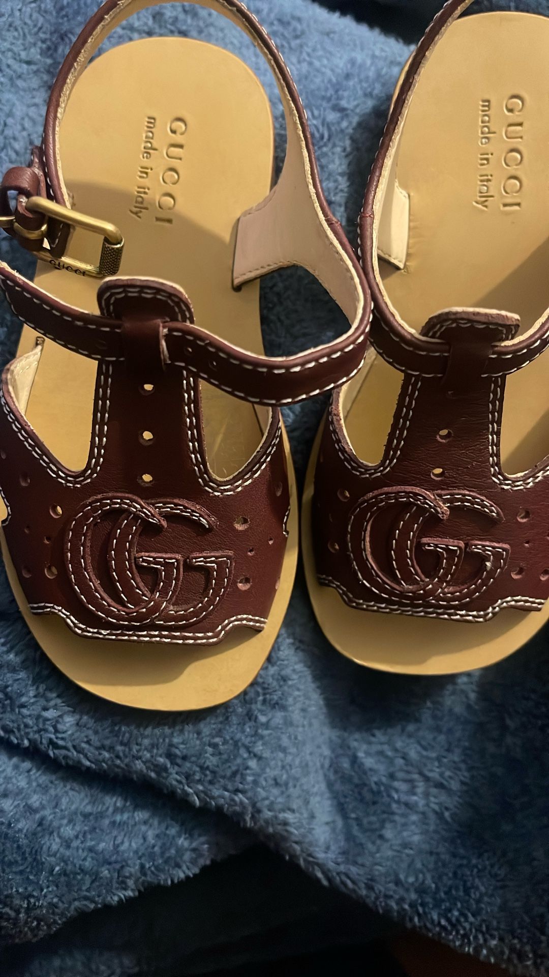 Gucci Slides 